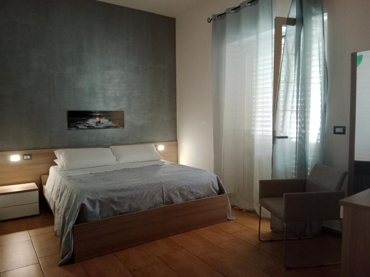 Vianova Affittacamere Giurdignano Esterno foto